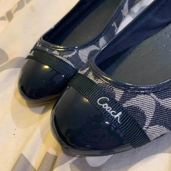 Coach Flats - Picture 7 of 7